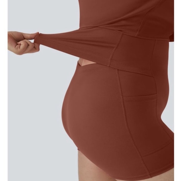 HALARA Everyday SoftlyZero Plush Backless
2-in-1 Flare Workout Dress Size 3X - Picture 3 of 10